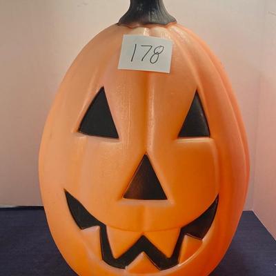 Large Yard Pumpkin