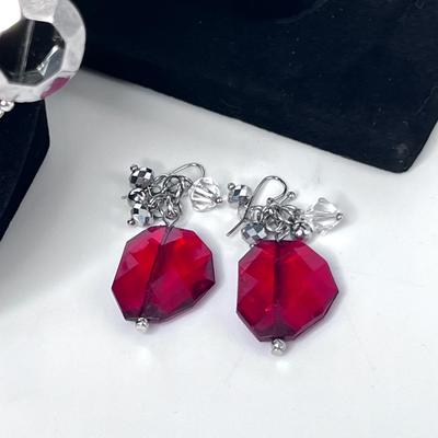 Red Bauble Necklace, Bracelet, and Earring Set