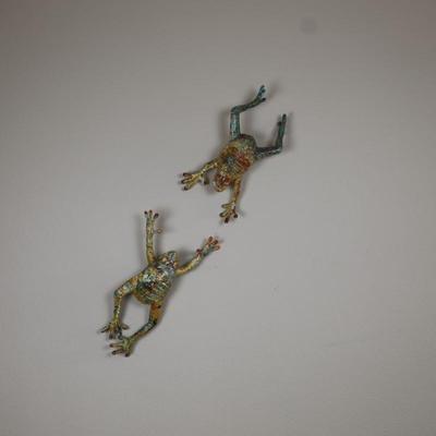 Frog Sculptures (See Description)