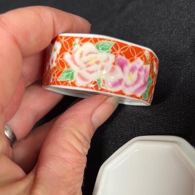 3 Bone china trinket boxes