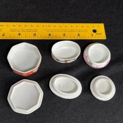 3 Bone china trinket boxes