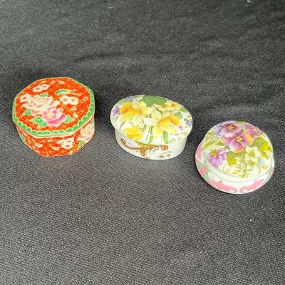 3 Bone china trinket boxes