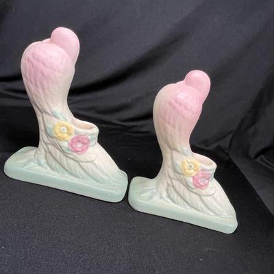 Hull Open rose or Camillia Console set