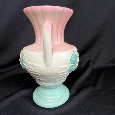 Hull Waterlily vase