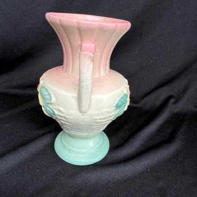 Hull Waterlily vase