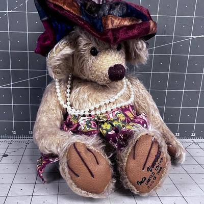 IRIS VOORHIES ARTIST MOHAIR VICTORIAN LADY BEAR LTD ED