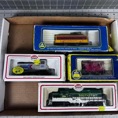 HO Scale Trains: Cars and Engines, In original Boxes