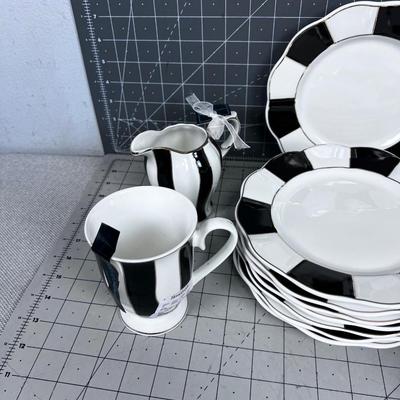 Cynthia Rowley BLACK & WHITE Dessert Ware