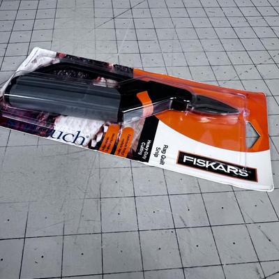 Fiskars; Rag Quilt Snips NEW in the package 