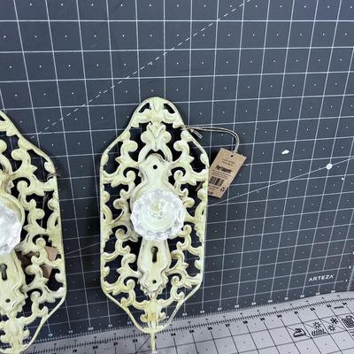 Rustic Off White Door Knob Wall Hook (4) 