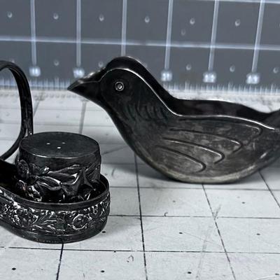 Silver Salt & Pepper Plus Lemon Squeezer