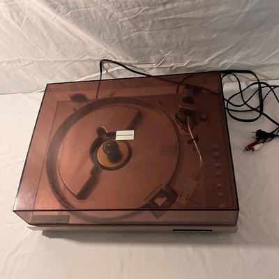 Marantz Record Player and Accessories (PB-DZ)