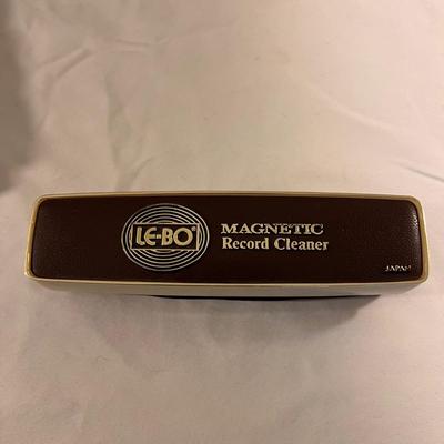 Marantz Record Player and Accessories (PB-DZ)