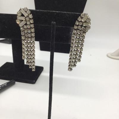Rhinestone dangle earrings