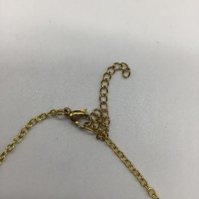 Vintage gold toned necklace