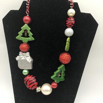 Bulky Christmas design Necklace