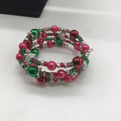 Spiral twist Christmas bracelet