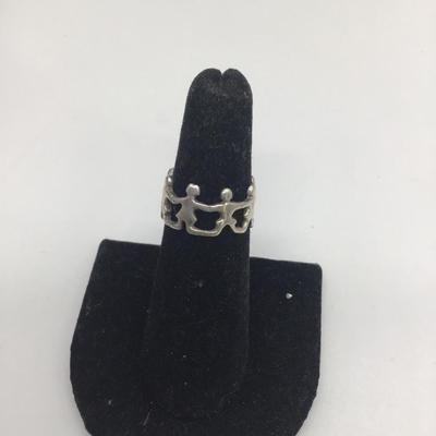 Stick figures holding hands ring