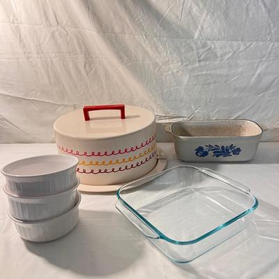 Cake Boss Cake Holder and Various Baking Dishes (PB-DZ)