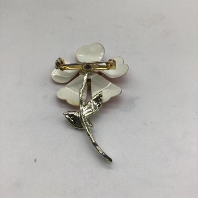 Vintage flower pin