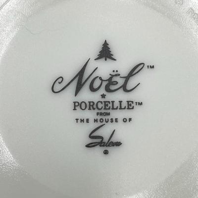 Noel 16 Piece Set Service For Four x 2 (For a Total Service for 8)