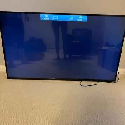 Vizio 55” Smart TV w/ Wall Mount & More (B2-MK)