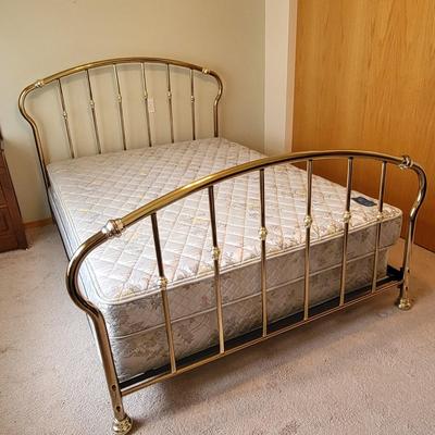 Brass Frame Bed Serta Queen Mattress