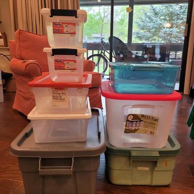 Rubbermaid Storage Bins and More (LR-CE)