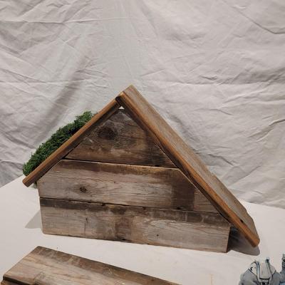 Handmade Nativity Scene with Signed Ceramic Figurines (DR-CE)