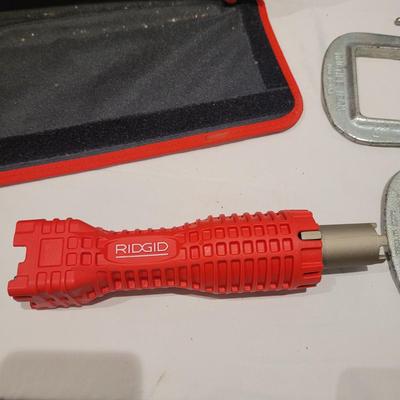 Wrenches, Pliers, Digital Caliper and More (DR-CE)