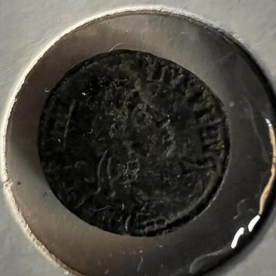 Bronze Roman Coin. 100-200 AD. 1 inch