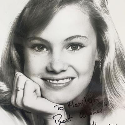 Maureen Flannigan signed photo