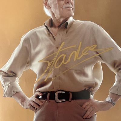 Stan Lee signed photo 