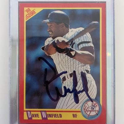 Dave Winfield Signed Baseball Trading Card - Score #307 1990