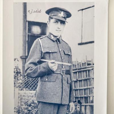WWII Alf Davies signed photo
