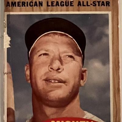 Mickey Mantle 1962 Topps baseball card No. 471
