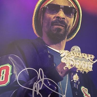 Snoop Dogg signed photo