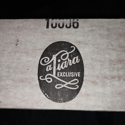 TIERA EXCLUSIVE FROSTED MUGS WITH BOX