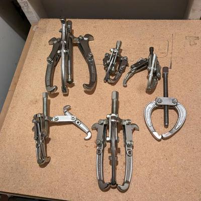 Set of 6 Various Sized Craftsman Gear Pullers