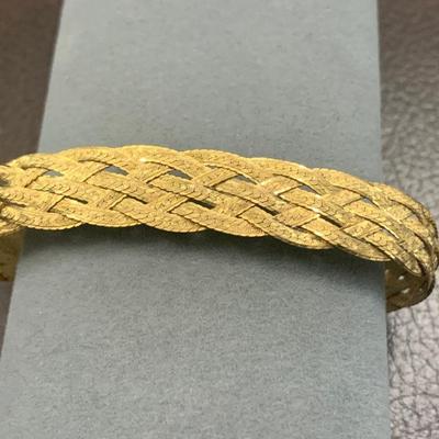 14k Gold Herringbone Bracelet