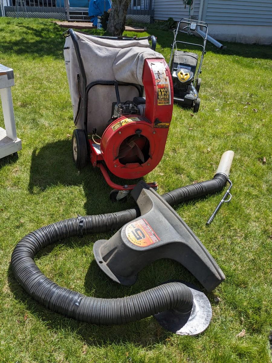 Yard machine 5hp leaf blower hotsell