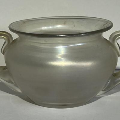 Antique Iridescent Steuben/Hawkes Verre De Soie Sugar Bowl 5" Wide as Pictured. (No Damage but May Need Cleaning).