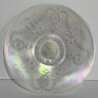 Antique Iridescent Hawkes/Steuben Verre De Soie Salad Dish 7" Diameter as Pictured. (No Damage but May Need Cleaning).