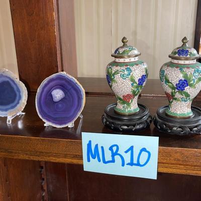 MLR10-Decor (stone slabs and vases with risers)