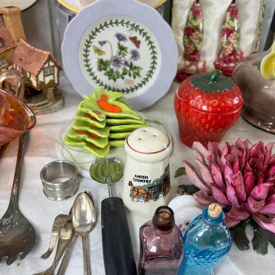 Capodimonte flowers, vases. leaf , vintage glass, fork and spoon salad set