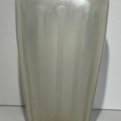 Antique Iridescent Steuben Verre De Soie Vase 7-1/4" Tall as Pictured. (No Damage but May Need Cleaning).