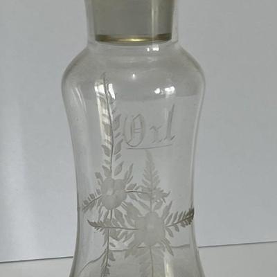 Antique Hawkes/Steuben Verre De Soie Oil/Vinegar Bottle 7-3/4" Tall w/Glass Stopper as Pictured. (No Damage but May Need Cleaning).