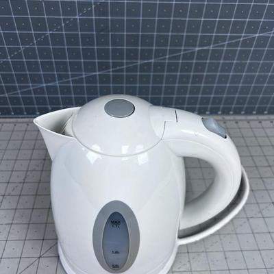 Electric Tea / Water Kettle OVENTE 