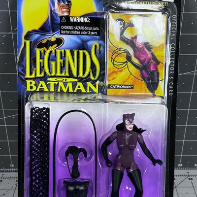 Legends of Batman CAT WOMAN Action Figure