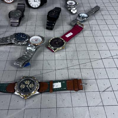 Lot of Men's Wrist Watches 